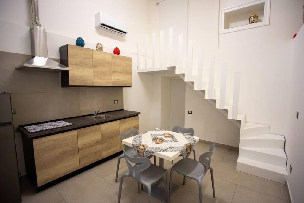 Francesco'S Home Palermo Bagian luar foto